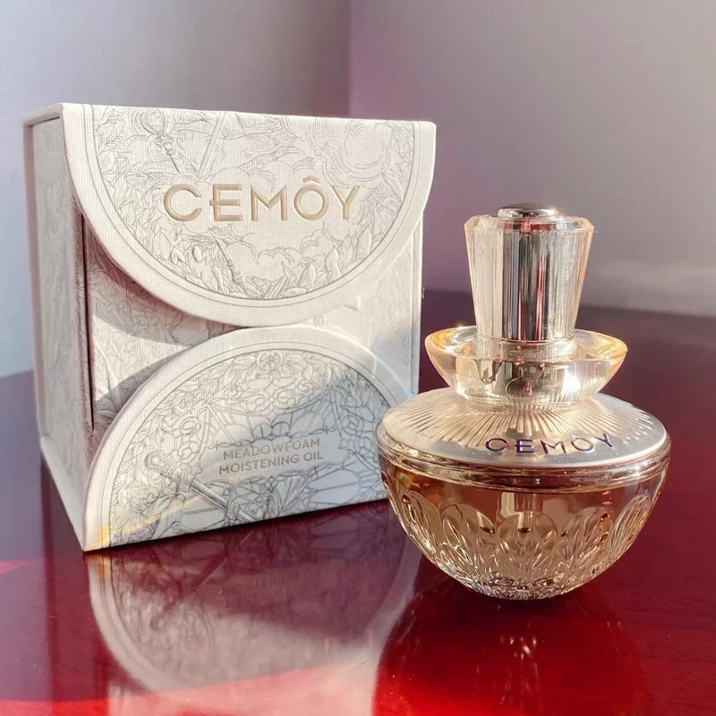 CEMOY Meadowfoam Moisturizing Essence Oil 30ml Stabilizing Facial Skin Essence Repairing Barrier Hydrating Firming Skin Care Oil
CEMOY Meadowfoam Moisturizing Essence Oil 30ml Stabilizing Facial Skin Essence Repairing Barrier Hydrating Firming Skin Care Oil