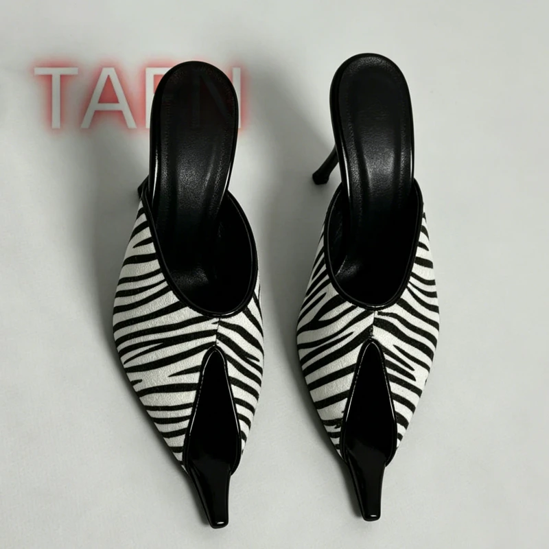 Zebra Print Pointed Toe Slide Mules Trendy Stiletto Heel Slippers for Women Female Summer Casual Heels Shoes Slip On Footwear
Zebra Print Pointed Toe Slide Mules Trendy Stiletto Heel Slippers for Women Female Summer Casual Heels Shoes Slip On Footwear