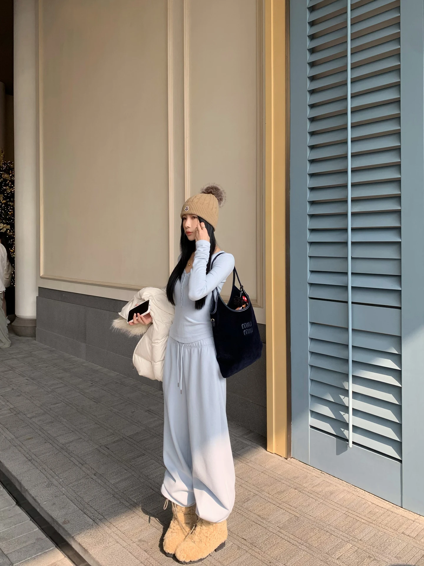 Blue Knitted Casual Sportswear Set for Women Henry Collar Long Sleeve Top And Long Pants Winter Korean Style Breathable Mediu...
Blue Knitted Casual Sportswear Set for Women Henry Collar Long Sleeve Top And Long Pants Winter Korean Style Breathable Mediu...