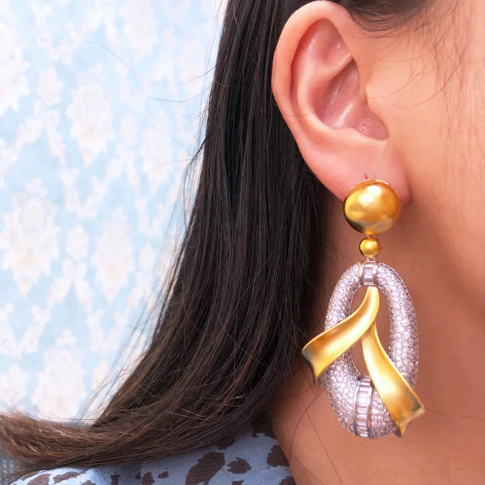 Jimbora Dubai Style Luxury Big Pendant Earrings For Women Wedding Engagement Party Show Indian Original Design Fashion CZ 
Jimbora Dubai Style Luxury Big Pendant Earrings For Women Wedding Engagement Party Show Indian Original Design Fashion CZ