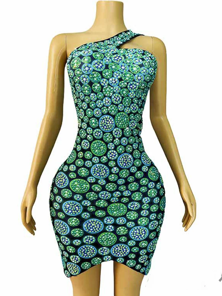 High Quality Hot Stamping Sexy Sloping Shoulder Elastic Irregular Hip Hugging Skirt 2024 New Fashionable Custom Women'S Clothing
High Quality Hot Stamping Sexy Sloping Shoulder Elastic Irregular Hip Hugging Skirt 2024 New Fashionable Custom Women'S Clothing