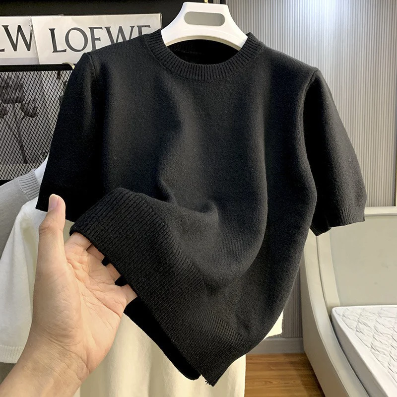 2024 Summer Daily Casual Knitting T-shirt Men Sweater Vintage Solid Color Ribbed O Neck Knit Tops Mens Fashion Short Sleeve Tees
2024 Summer Daily Casual Knitting T-shirt Men Sweater Vintage Solid Color Ribbed O Neck Knit Tops Mens Fashion Short Sleeve Tees