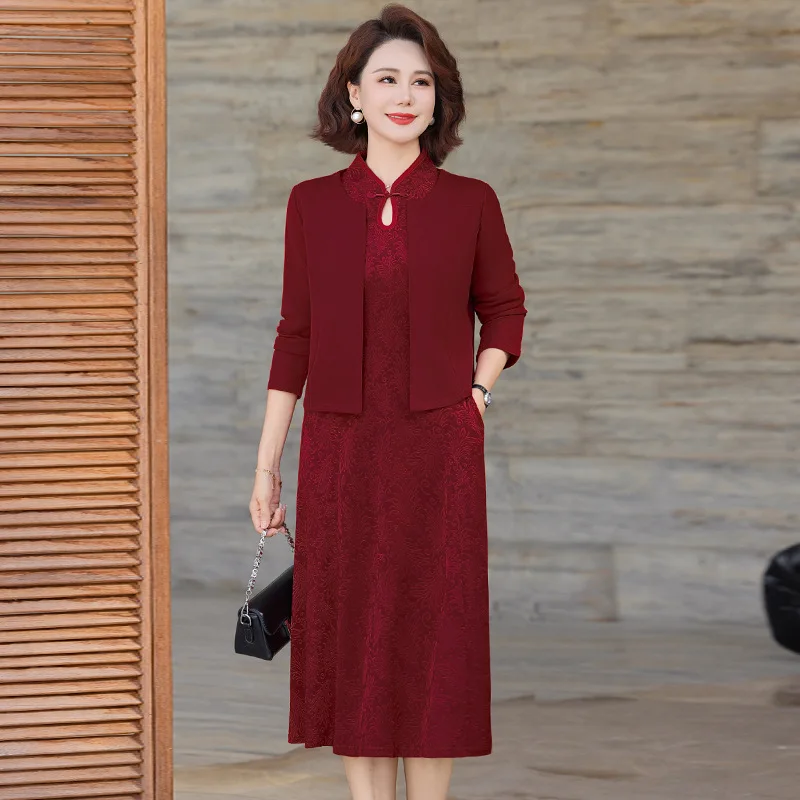 Elegant Two-Piece Wedding Dress for Older Women Fashionable Polyester Fiber Long Sleeve Midi Dress Suitable for Marriage Cele...
Elegant Two-Piece Wedding Dress for Older Women Fashionable Polyester Fiber Long Sleeve Midi Dress Suitable for Marriage Cele...