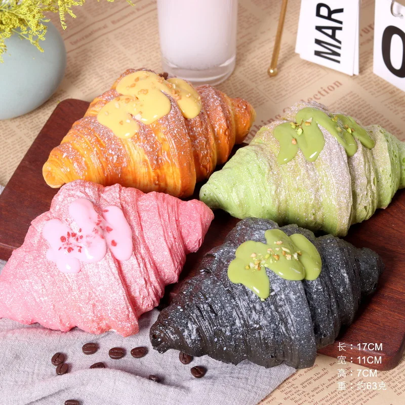 4pcs Artificial Croissant Dessert Fake Food Decoration Photography Pro Food Simulation Cake Model Tea Table Decoration
4pcs Artificial Croissant Dessert Fake Food Decoration Photography Pro Food Simulation Cake Model Tea Table Decoration
