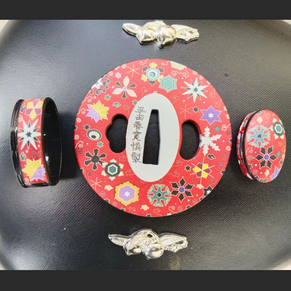 Very Exquisite Steel Handguard Guard Colorful Pattern Tsuba Fuchi Kashira Menuki For Japanese Samurai Katana Sword Fittings
Very Exquisite Steel Handguard Guard Colorful Pattern Tsuba Fuchi Kashira Menuki For Japanese Samurai Katana Sword Fittings