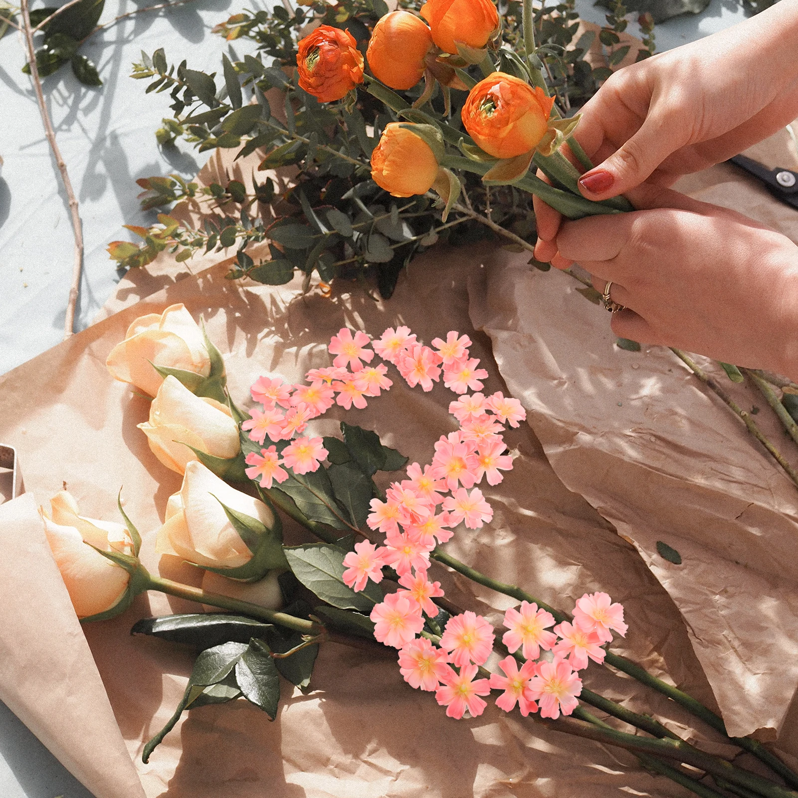100 Pcs Artificial Flower Heads Faux Decorative Flowers for Wedding Craft Home Store Restaurant Decor
100 Pcs Artificial Flower Heads Faux Decorative Flowers for Wedding Craft Home Store Restaurant Decor