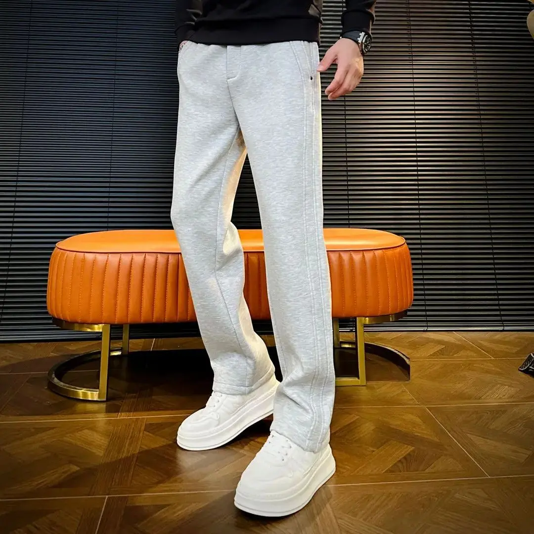 Мужские модные брюки прямого кроя на флисовой подкладке, удобные повседневные стильные брюки высокого класса для осени и зимы, легкие брюки
Мужские модные брюки прямого кроя на флисовой подкладке, удобные повседневные стильные брюки высокого класса для осени и зимы, легкие брюки