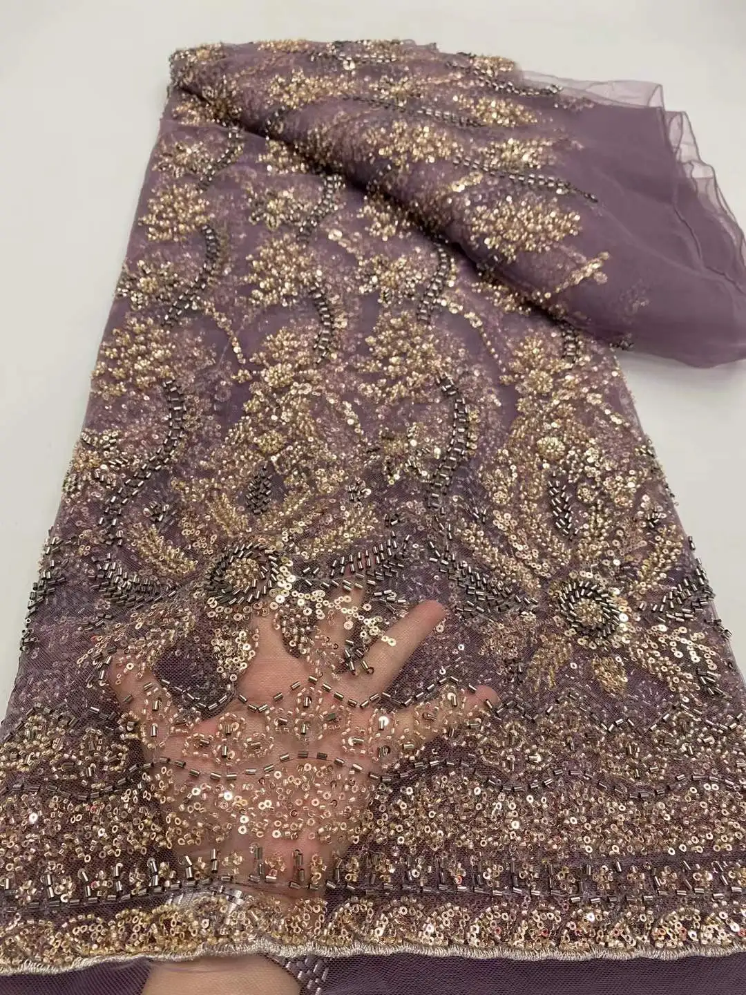 2025 New African French Nigerian High End Lace Fabric With Beads Sequins Mesh for Embroidery Wedding Party Bride Sewing Dress
2025 New African French Nigerian High End Lace Fabric With Beads Sequins Mesh for Embroidery Wedding Party Bride Sewing Dress