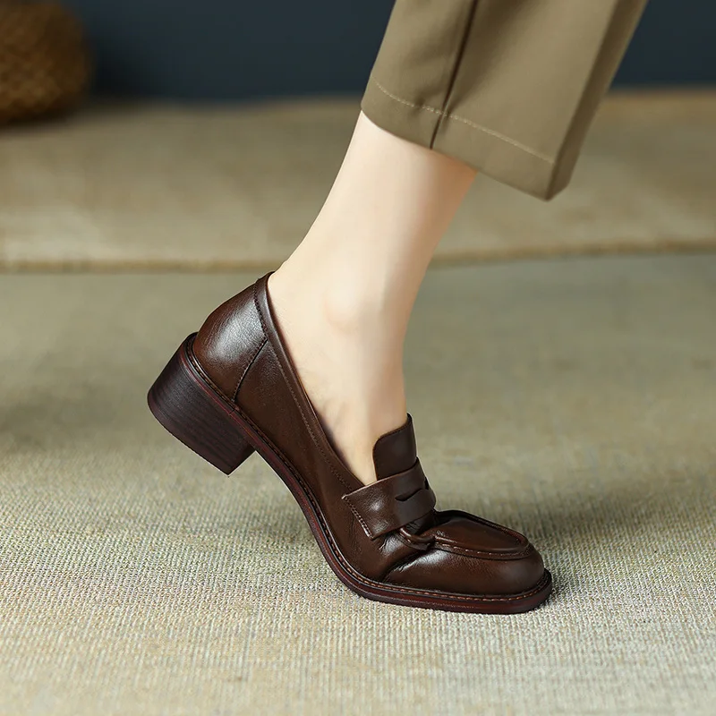 2023 New Black Leather Women's Loafers Platform Slip on Shoes for Women Spring Autumn Casual Flats Shoes Woman Classics Style
2023 New Black Leather Women's Loafers Platform Slip on Shoes for Women Spring Autumn Casual Flats Shoes Woman Classics Style