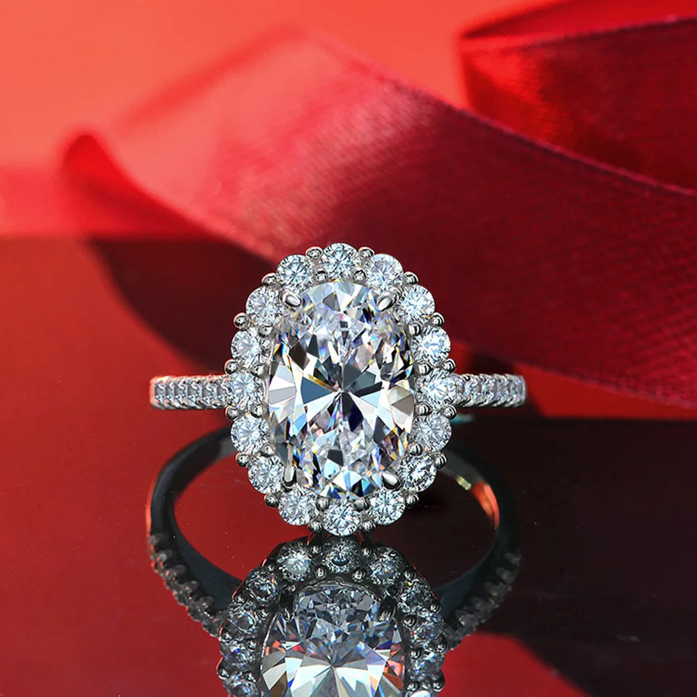 S925 Silver 3 Carat Pigeon Egg 8 * 12 High Carbon Diamond Ring Luxury Banquet White Diamond Ring New Wedding Jewelry
S925 Silver 3 Carat Pigeon Egg 8 * 12 High Carbon Diamond Ring Luxury Banquet White Diamond Ring New Wedding Jewelry