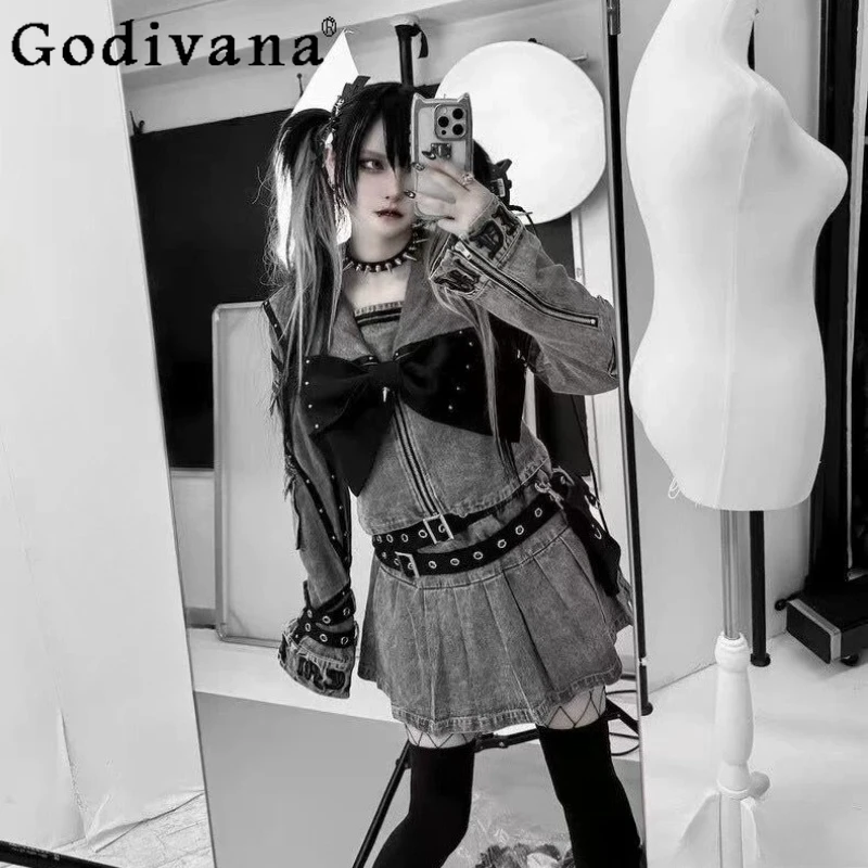 Harajuku Subculture Punk 2-piece Set Spring and Autumn Women's Sweet Cool Fashion Navy Collar Long-sleeved Top Skirt Outfit
Harajuku Subculture Punk 2-piece Set Spring and Autumn Women's Sweet Cool Fashion Navy Collar Long-sleeved Top Skirt Outfit