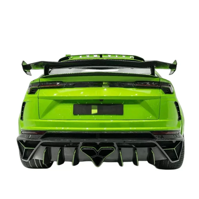 Car Exterior Accessories Tail Wing MSY Style Carbon Fiber Rear Trunk Spoiler for Lamborghini URUS Rear Spoiler 
Car Exterior Accessories Tail Wing MSY Style Carbon Fiber Rear Trunk Spoiler for Lamborghini URUS Rear Spoiler