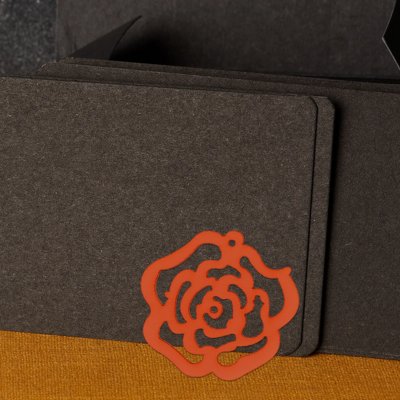 10pcs Wooden Rose naments for Christmas Decor DIY Crafting Blank Wood Slices Laser Cut Veneer Smooth Finish Paint Art Projects 
10pcs Wooden Rose naments for Christmas Decor DIY Crafting Blank Wood Slices Laser Cut Veneer Smooth Finish Paint Art Projects