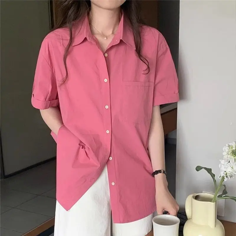 Летняя повседневная корейская мода, свободная офисная леди, простота, элегантные пуговицы, однобортный, однотонный, с коротким рукавом, молодежный, Lively
Летняя повседневная корейская мода, свободная офисная леди, простота, элегантные пуговицы, однобортный, однотонный, с коротким рукавом, молодежный, Lively