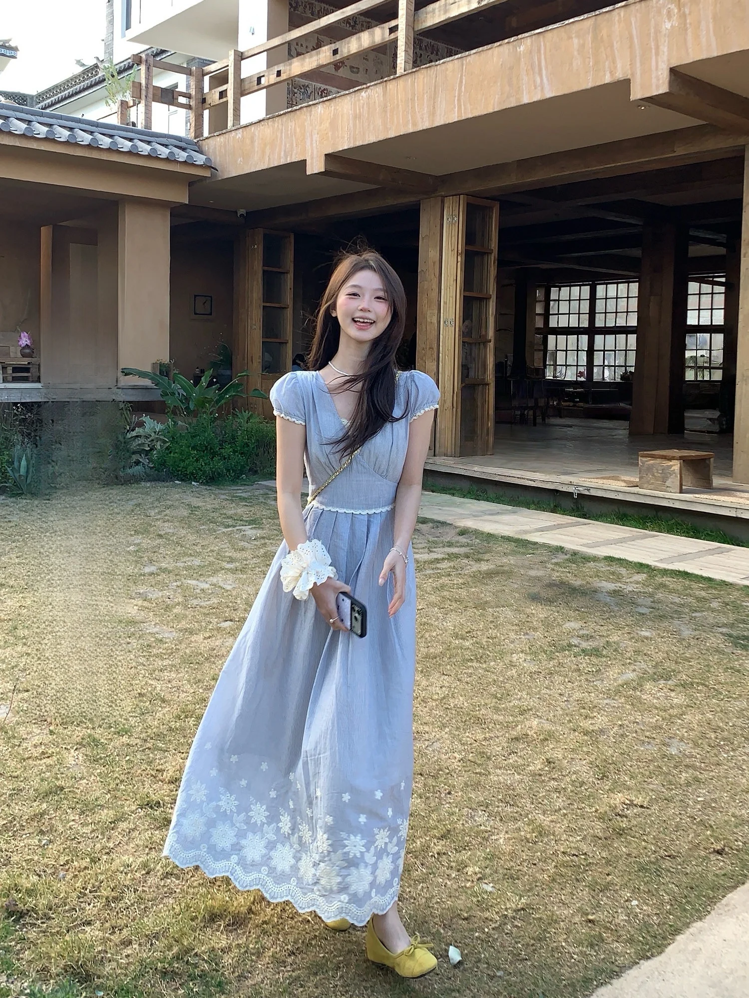 Elegant Slimming Embroidered Floral Print Spring Summer Women's Dress High Waist A-Line Skirt Short Sleeve Zipper Closure Casual
Elegant Slimming Embroidered Floral Print Spring Summer Women's Dress High Waist A-Line Skirt Short Sleeve Zipper Closure Casual