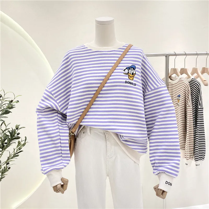 Модный полосатый свитшот для женщин, весна-осень, новинка, с вышивкой в виде мультяшного рисунка, свободный крой, с длинными рукавами, топ без застежек
Модный полосатый свитшот для женщин, весна-осень, новинка, с вышивкой в виде мультяшного рисунка, свободный крой, с длинными рукавами, топ без застежек