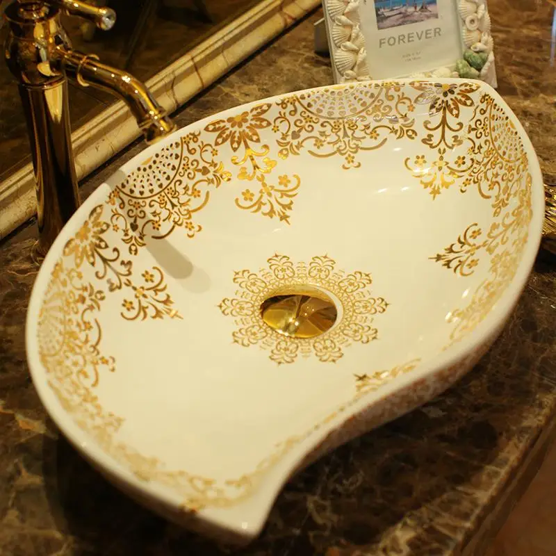 China Artistic Handmade Europe Vintage Lavabo Washbasin Ceramic Bathroom Sink Art Counter Top bathroom wash basin oval gold
China Artistic Handmade Europe Vintage Lavabo Washbasin Ceramic Bathroom Sink Art Counter Top bathroom wash basin oval gold