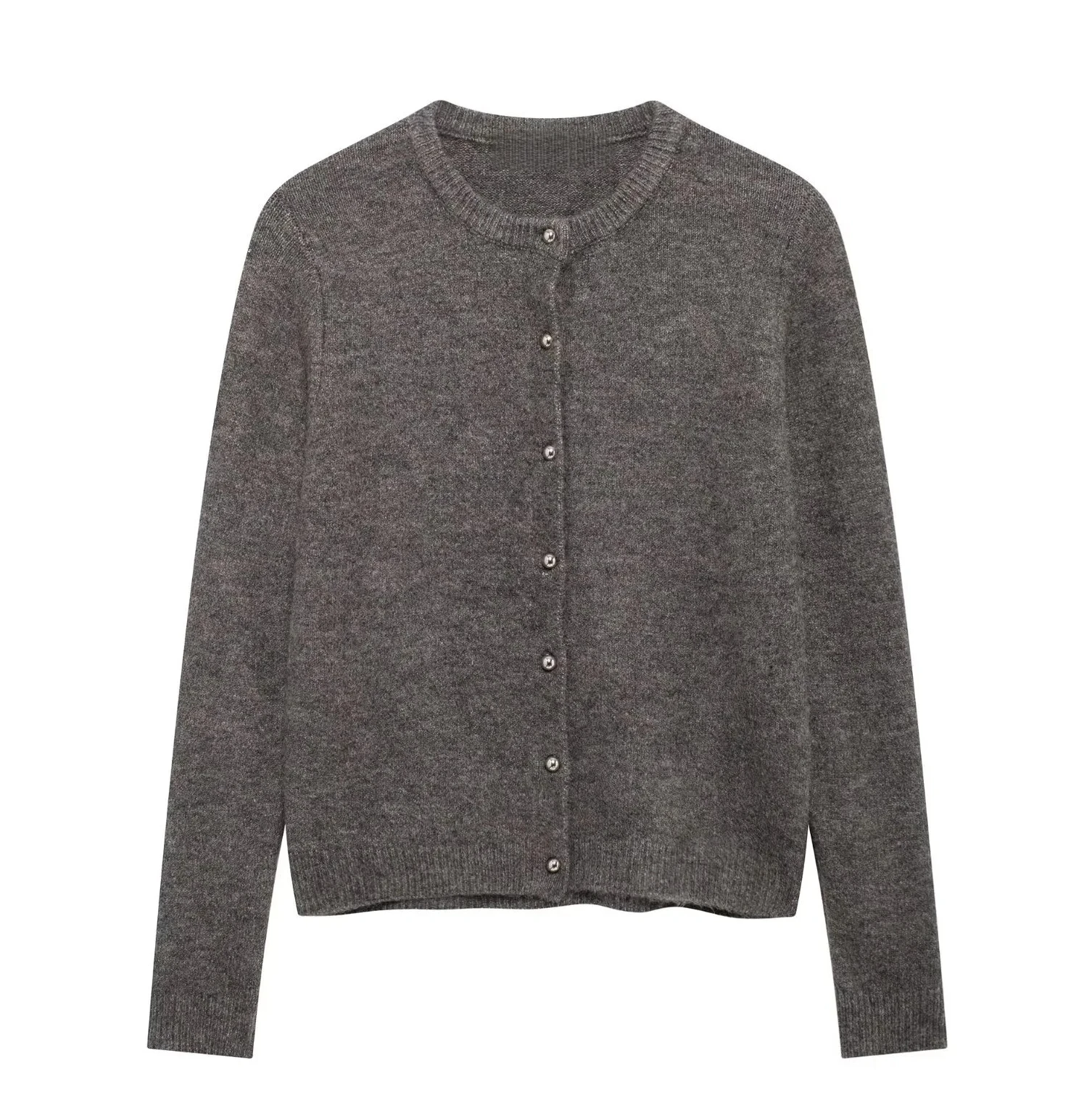 Новый женский повседневный удобный универсальный вязаный свитер с круглым вырезом и металлическими пуговицами
Новый женский повседневный удобный универсальный вязаный свитер с круглым вырезом и металлическими пуговицами