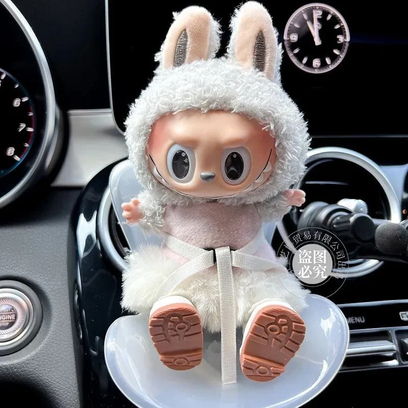 15-17 см кукольное сиденье Labubu автокресло защитное сиденье милая кукла воздуховыпускное отверстие украшение для ароматерапии высококачественное украшение интерьера автомобиля
15-17 см кукольное сиденье Labubu автокресло защитное сиденье милая кукла воздуховыпускное отверстие украшение для ароматерапии высококачественное украшение интерьера автомобиля
