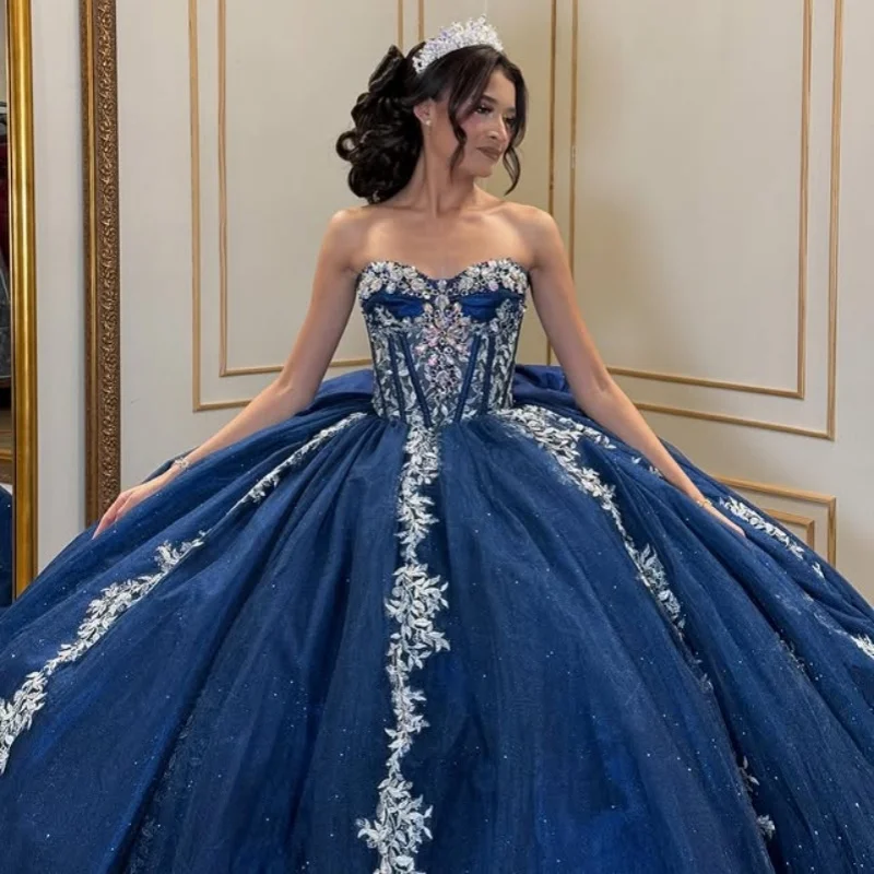 Блестящее темно-синее платье Quinceanera, кружевное многослойное платье с открытыми плечами, блестящая кристальная наклейка с бантом, платья de 15, Quinceanera Индивидуальный
Блестящее темно-синее платье Quinceanera, кружевное многослойное платье с открытыми плечами, блестящая кристальная наклейка с бантом, платья de 15, Quinceanera Индивидуальный