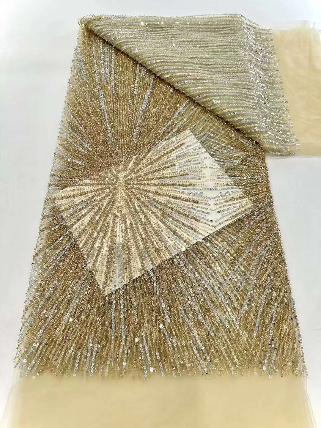 High Quality Beaded Design, Beads Embroidery,French Tulle Net Lace, African Lace Fabric For Party Dresses, Weddings ,6kg
High Quality Beaded Design, Beads Embroidery,French Tulle Net Lace, African Lace Fabric For Party Dresses, Weddings ,6kg