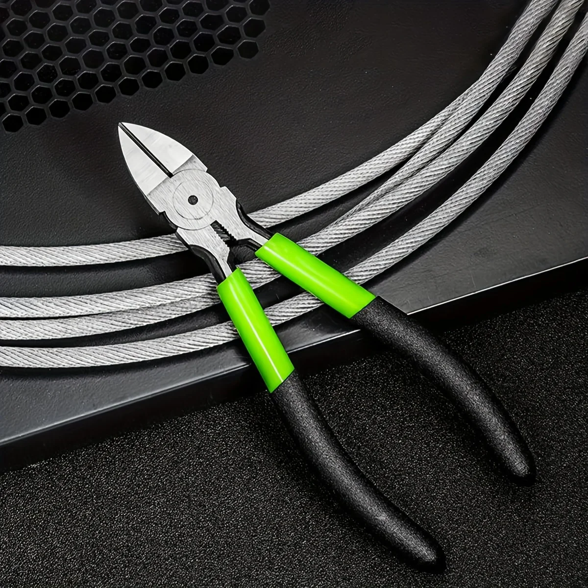 6 Inch Wire Cutter & Wire Stripper Steel Stranded Solid Wire Cutting Tool for Electrician Repair
6 Inch Wire Cutter & Wire Stripper Steel Stranded Solid Wire Cutting Tool for Electrician Repair