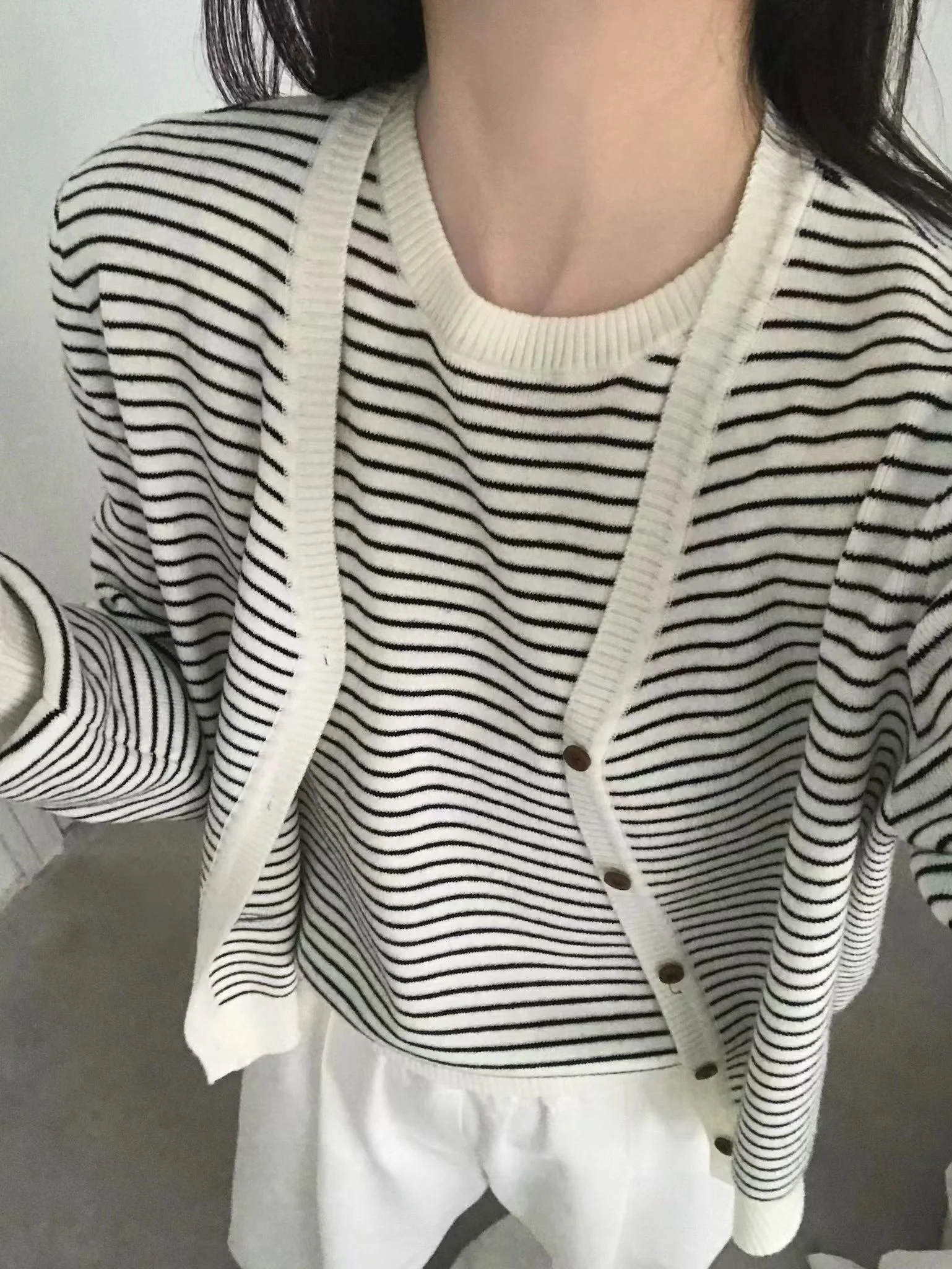 Color Blo Striped Knit Sweater V Ne Long Sve Slim Fit ort Sle Women's Two Piece Set Versatile Open Cardigan Top
Color Blo Striped Knit Sweater V Ne Long Sve Slim Fit ort Sle Women's Two Piece Set Versatile Open Cardigan Top