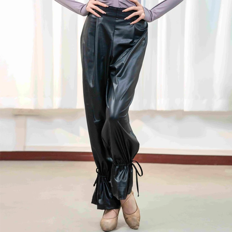 New Modern Dance Trousers Adults Patent Leather Legged Dancing Pants Women Latin Dance Pants Female Ballroom Dance Wear SL11717
New Modern Dance Trousers Adults Patent Leather Legged Dancing Pants Women Latin Dance Pants Female Ballroom Dance Wear SL11717