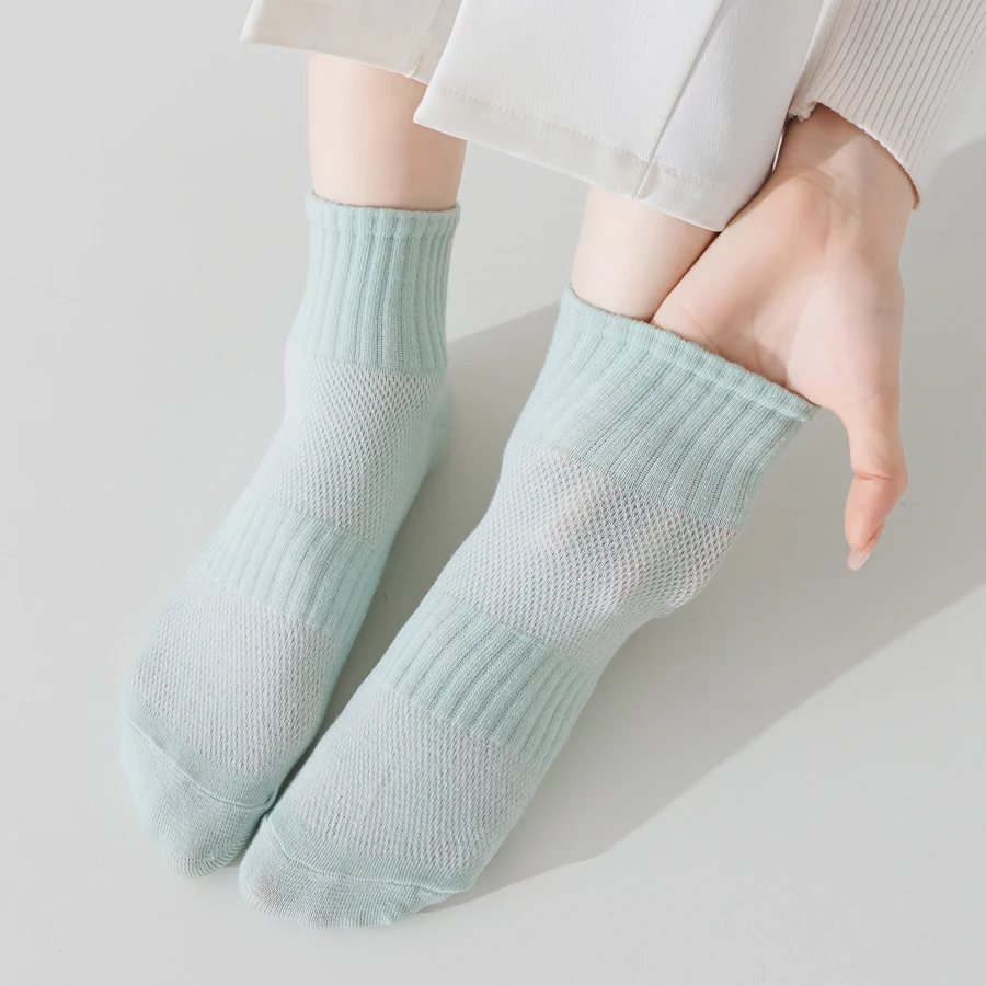 Wholesale High Quality Big Size Socks Woman Breathable Sports Socks Mesh Casual Athletic Summer Thin Middle Tube Sokken Women
Wholesale High Quality Big Size Socks Woman Breathable Sports Socks Mesh Casual Athletic Summer Thin Middle Tube Sokken Women