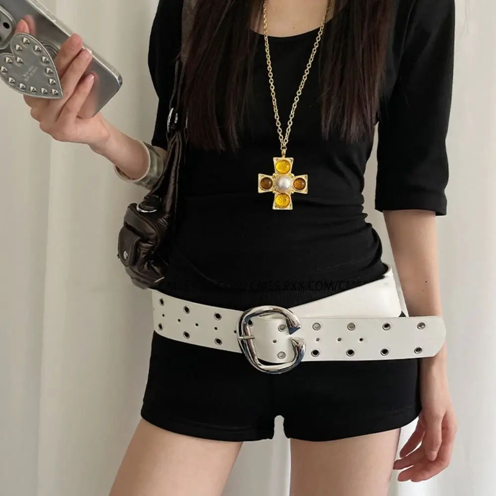 Adjustable Double-Row Hole Women Wide Belt Metal Buckle Vintage Leather Waistband All Match Jeans Girdle Punk Style Belt Women
Adjustable Double-Row Hole Women Wide Belt Metal Buckle Vintage Leather Waistband All Match Jeans Girdle Punk Style Belt Women