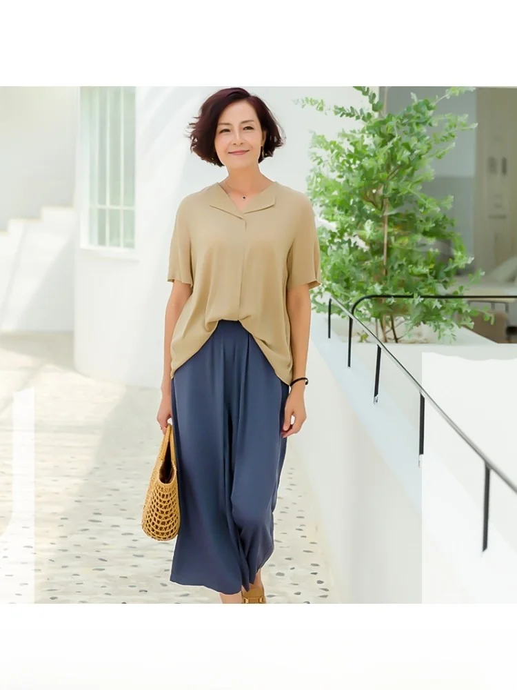 Летний повседневный комплект одежды для молодых мам: модный, свободный, омолаживающий, для женщин среднего возраста, футболка и шорты, летний комплект из двух предметов
Летний повседневный комплект одежды для молодых мам: модный, свободный, омолаживающий, для женщин среднего возраста, футболка и шорты, летний комплект из двух предметов