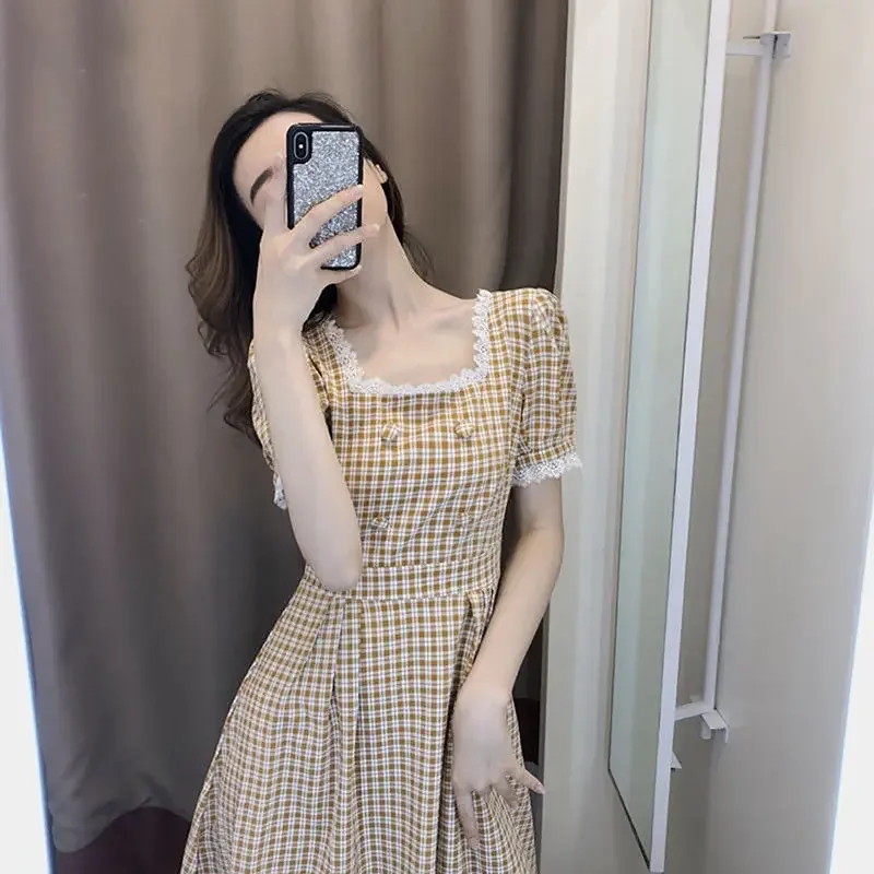 Square Collar Short-Sleeved Plaid Korean-Style High-Waist Midi Dress Summer Woman Dress Vestido De Mujer Femme Robe
Square Collar Short-Sleeved Plaid Korean-Style High-Waist Midi Dress Summer Woman Dress Vestido De Mujer Femme Robe