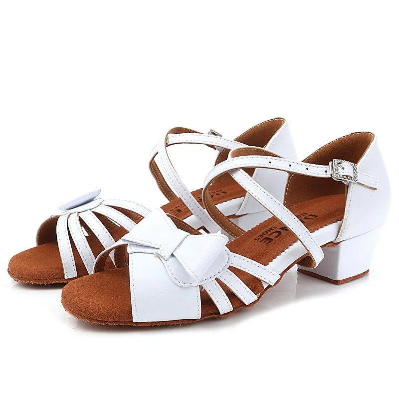 customized Latin dance shoes white children's girls Latin shoes women's soft soled dance shoes practice performance shoe
customized Latin dance shoes white children's girls Latin shoes women's soft soled dance shoes practice performance shoe