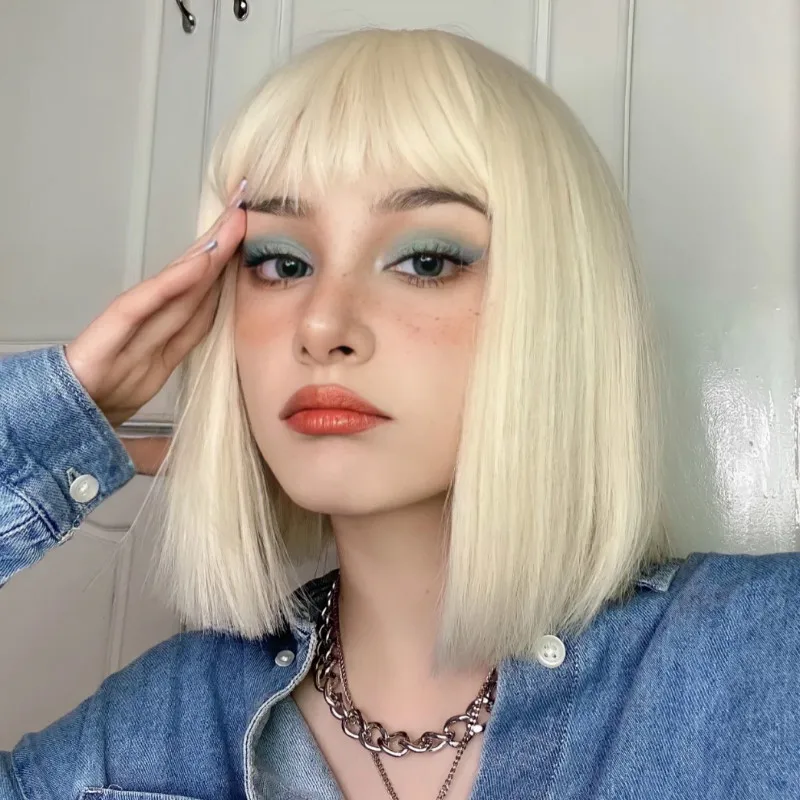 Fashion synthetic fiber wig Women fashion short hair light blonde BOBO head wig high temperature silk mechanism head cover
Fashion synthetic fiber wig Women fashion short hair light blonde BOBO head wig high temperature silk mechanism head cover
