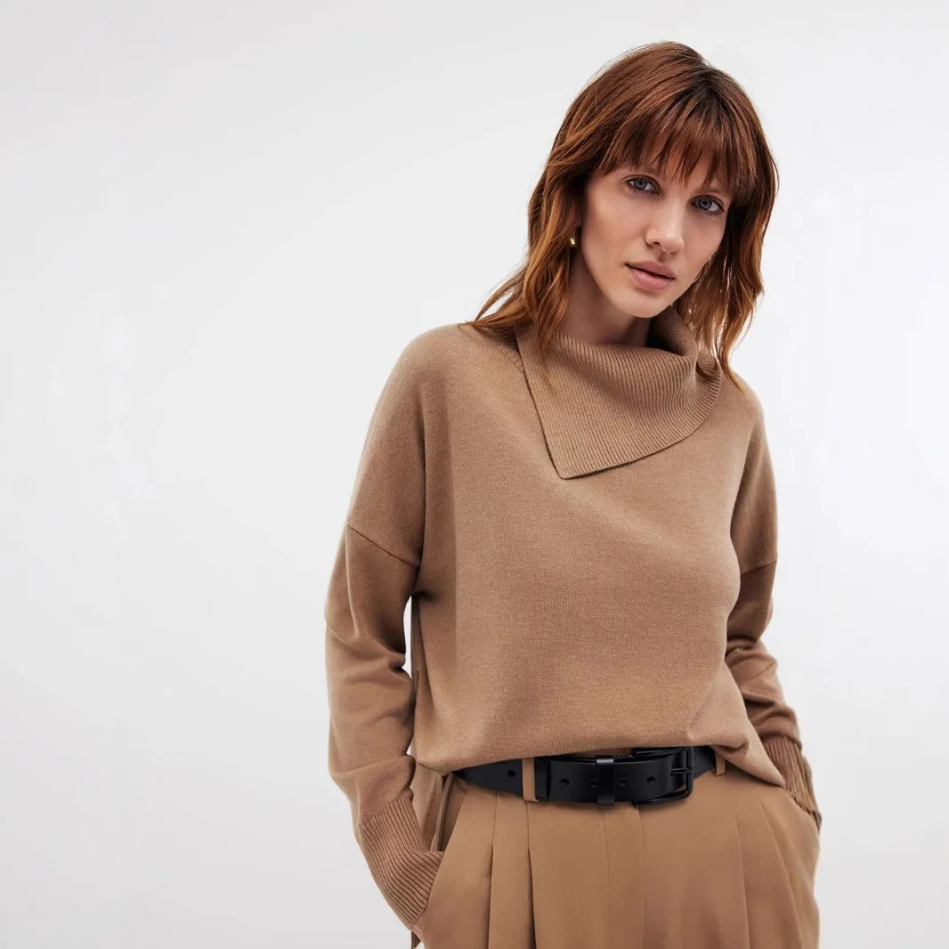 Осень-зима женский новый европейско-американский русский стиль вязаный свитер с воротником на основе с разрезом подол свободный универсальный
Осень-зима женский новый европейско-американский русский стиль вязаный свитер с воротником на основе с разрезом подол свободный универсальный