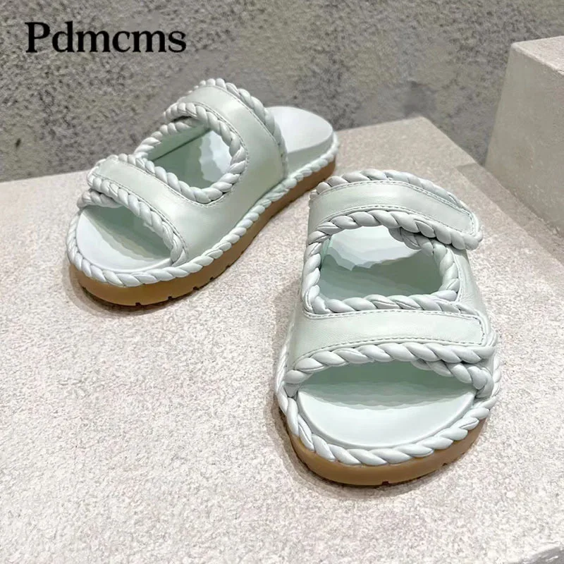 Summer New Black Leather Flat Slippers For Women Open Toe Hollow Out Mules Flat Sandals Casual Holiday Mules Beach Shoes Woman
Summer New Black Leather Flat Slippers For Women Open Toe Hollow Out Mules Flat Sandals Casual Holiday Mules Beach Shoes Woman