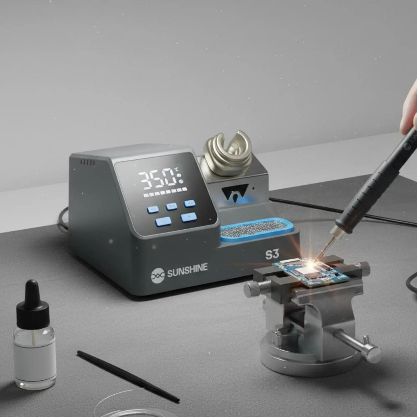 LCD Soldering Iron Station Fast Heating Smart Solder Station Temperature Control Soldering Kit High Power for Workshop
LCD Soldering Iron Station Fast Heating Smart Solder Station Temperature Control Soldering Kit High Power for Workshop