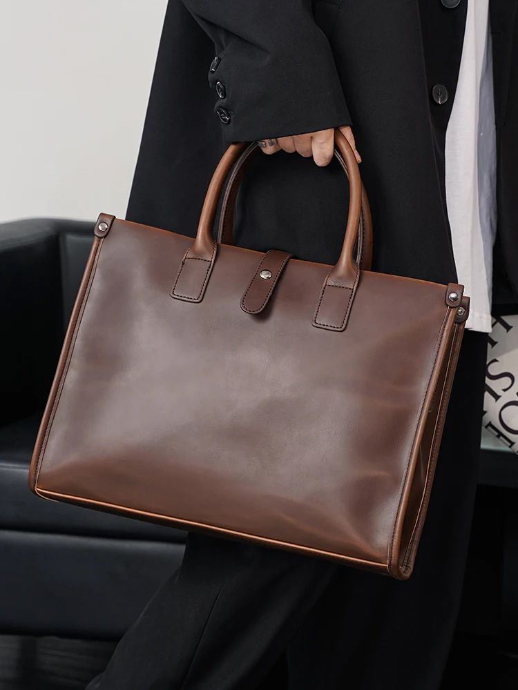 Leather Retro Shoulder Bag for Men Casual Business Document Bag Luggage Computer Bag Horizontal Style Travel Bag
Leather Retro Shoulder Bag for Men Casual Business Document Bag Luggage Computer Bag Horizontal Style Travel Bag
