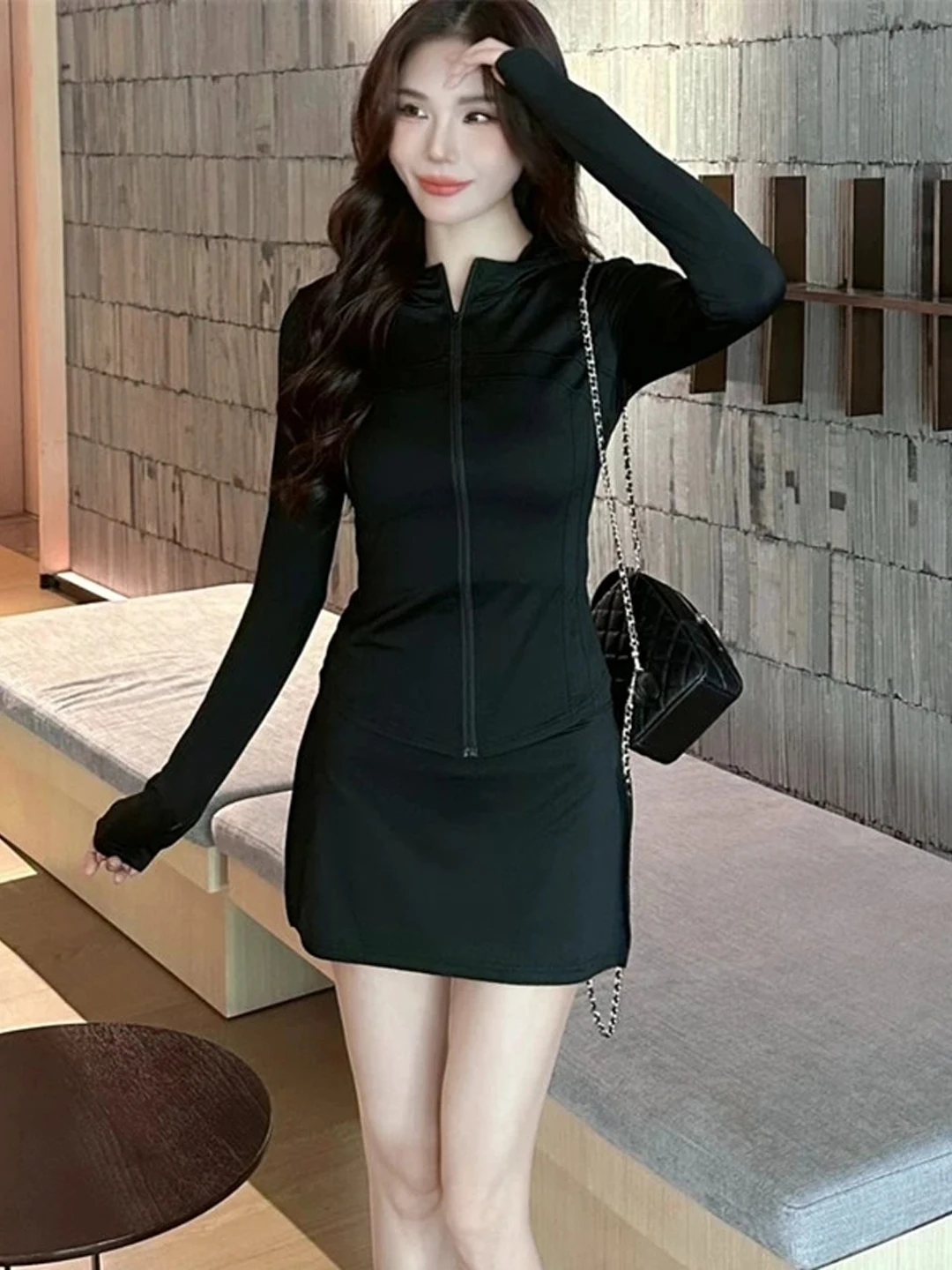 Black Hooded Zipper Waist-Cinching Long Sleeve Top And Skirt Women's Summer Slimming Fashion Set Lightweight Sun Protection
Black Hooded Zipper Waist-Cinching Long Sleeve Top And Skirt Women's Summer Slimming Fashion Set Lightweight Sun Protection
