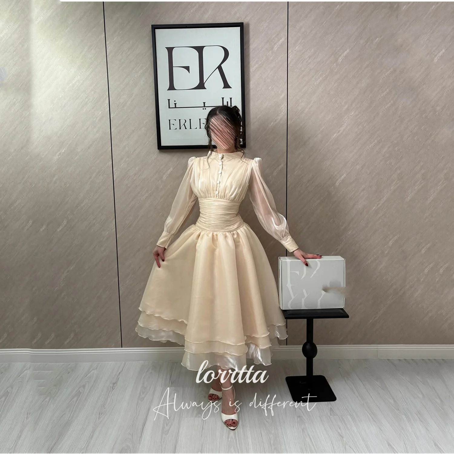 Lorrtta Organza Evening Dresses for Special Occasions Medium Length Customized Women Evening Dress Champagne Color Round Neck
Lorrtta Organza Evening Dresses for Special Occasions Medium Length Customized Women Evening Dress Champagne Color Round Neck