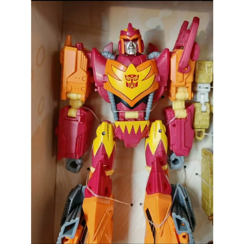Original Hasbro TRANSFORMERS 40 Years EMIRATE XAARON / AUTOBOT FLAME Action Figure Model Toys Gift
Original Hasbro TRANSFORMERS 40 Years EMIRATE XAARON / AUTOBOT FLAME Action Figure Model Toys Gift