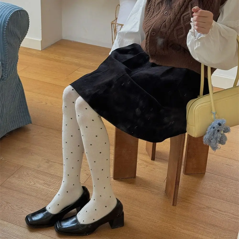 Модные колготки в горошек, дышащие женские леггинсы в крапинку, высокоэластичные мягкие женские вязаные чулки, модные Лолиты
Модные колготки в горошек, дышащие женские леггинсы в крапинку, высокоэластичные мягкие женские вязаные чулки, модные Лолиты