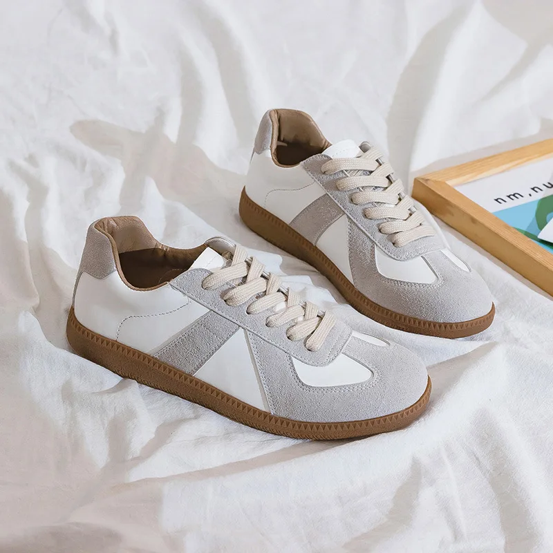 Margiela Trendy Casual Men Women Shoes Sneakers Versatile Trainers Soft-soled Anti-slip Lasure Streetwear
Margiela Trendy Casual Men Women Shoes Sneakers Versatile Trainers Soft-soled Anti-slip Lasure Streetwear