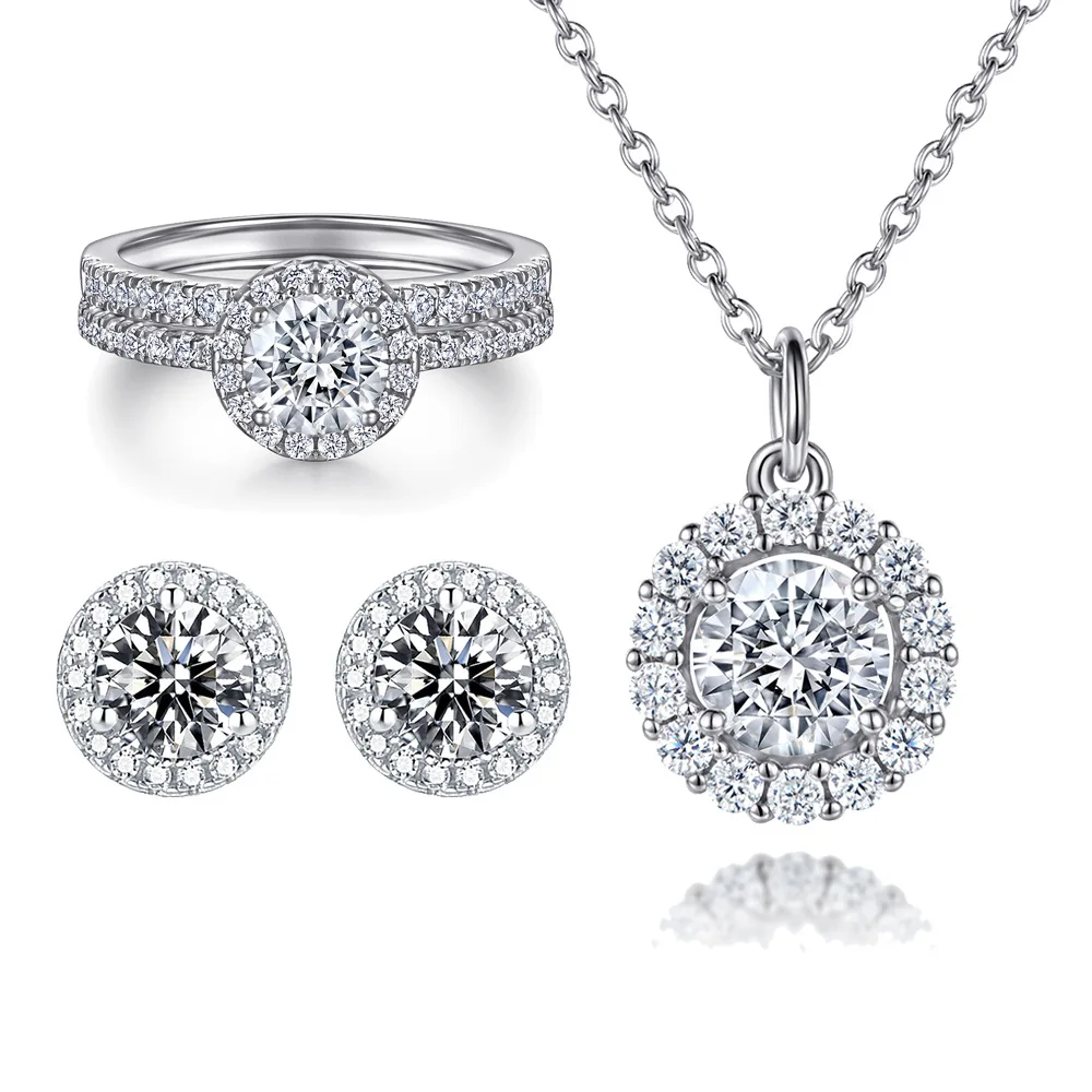 S925 pure silver plated 18K gold PT950 platinum gemstone diamond ring set, three piece earring set, fashionable jewelry set
S925 pure silver plated 18K gold PT950 platinum gemstone diamond ring set, three piece earring set, fashionable jewelry set