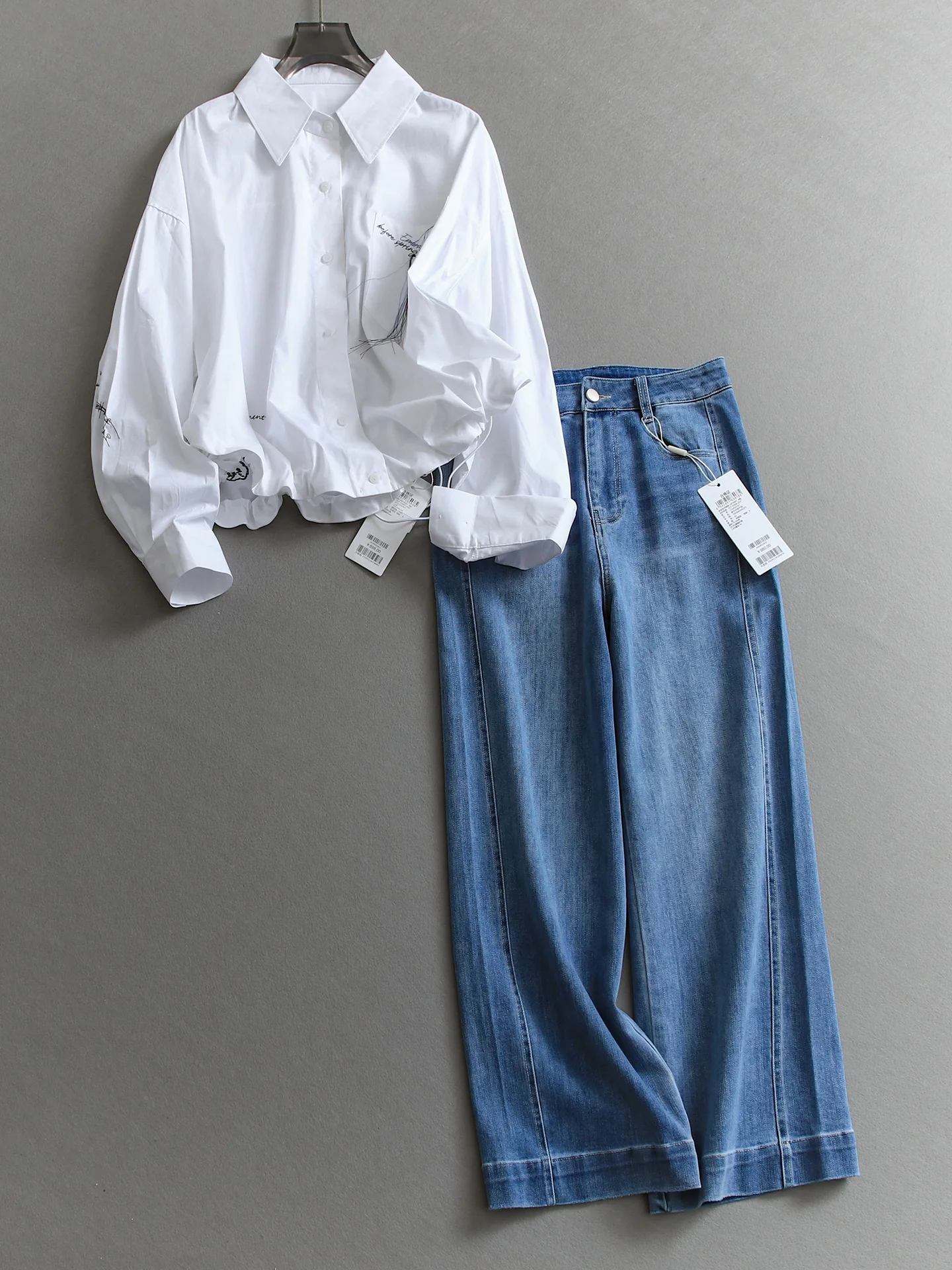 Embroidered Fringe High Waist Straight Leg Jeans Set Long Sleeve Shirt Women's Fashion Spring Autumn Loose Fit Button up
Embroidered Fringe High Waist Straight Leg Jeans Set Long Sleeve Shirt Women's Fashion Spring Autumn Loose Fit Button up