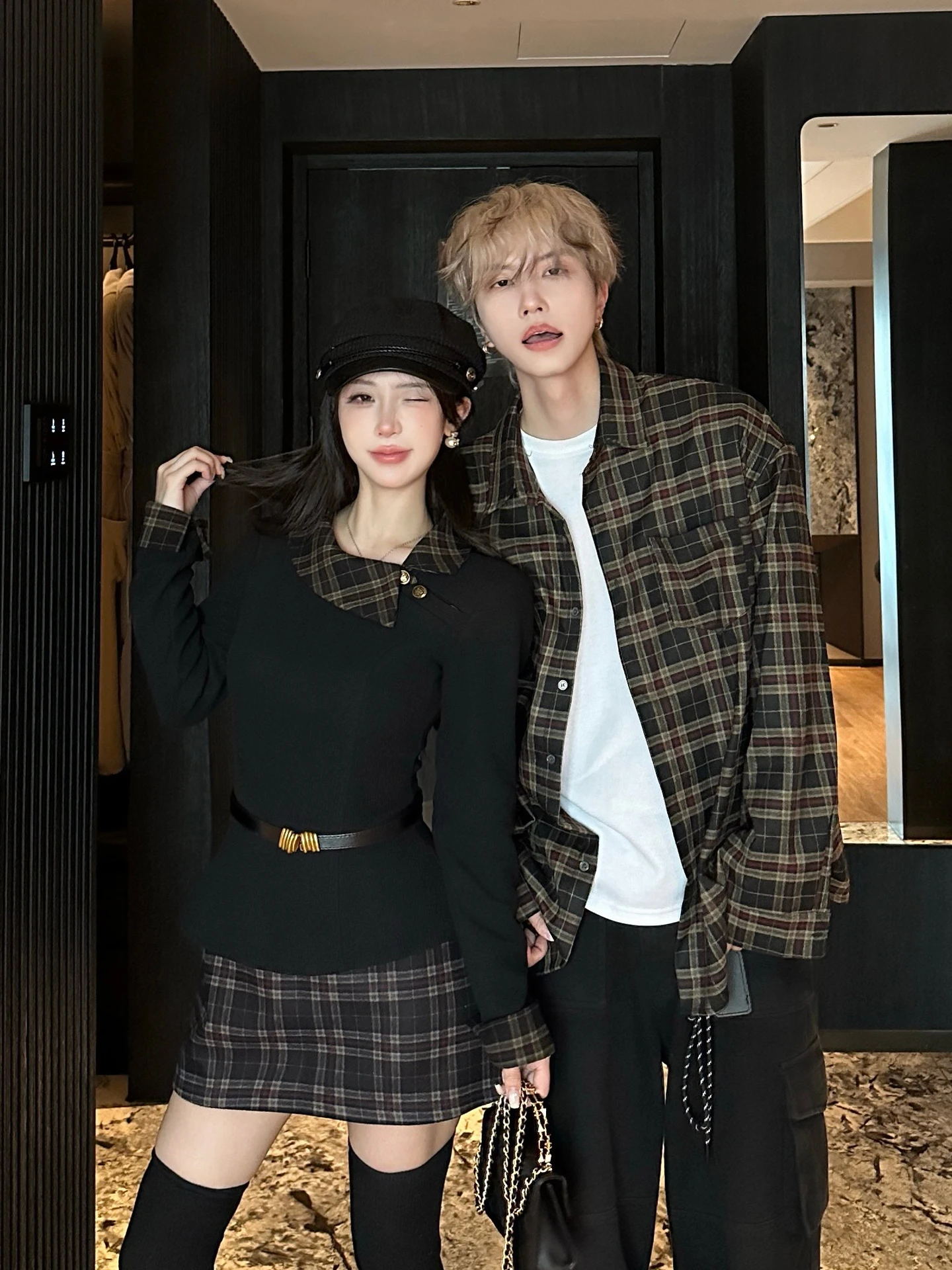 Couple's Plaid Shirt And Short Skirt Set Spring 2026 Long Sleeve Miu Series Splicing French Style Slimming Regular Length
Couple's Plaid Shirt And Short Skirt Set Spring 2026 Long Sleeve Miu Series Splicing French Style Slimming Regular Length