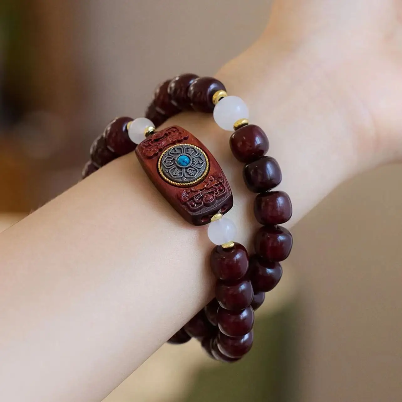 Pterocarpus Santalinus Old-Styled Bead Six Words Mantra Taisui Bracelet Good Luck Comes Decorative Buddha Beads Couple
Pterocarpus Santalinus Old-Styled Bead Six Words Mantra Taisui Bracelet Good Luck Comes Decorative Buddha Beads Couple