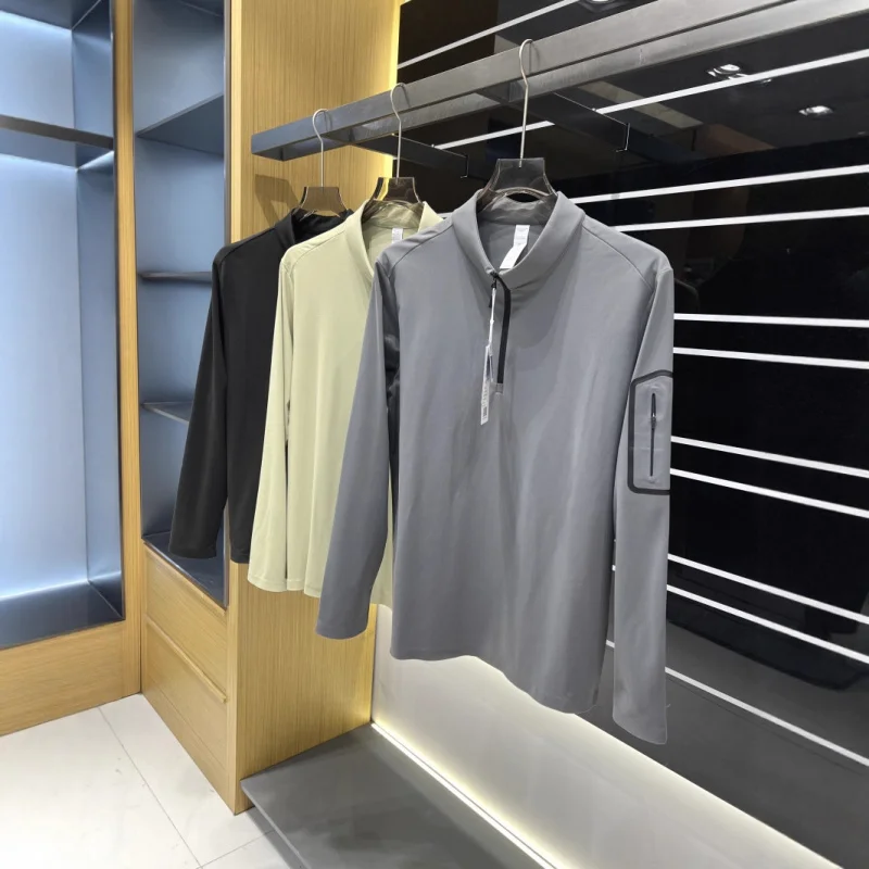 Оригинальный дизайн, осенняя новинка, модная простая уличная футболка с высоким воротником, эластичная, влагоотводящая, с длинным рукавом, мужская, дышащая.
Оригинальный дизайн, осенняя новинка, модная простая уличная футболка с высоким воротником, эластичная, влагоотводящая, с длинным рукавом, мужская, дышащая.