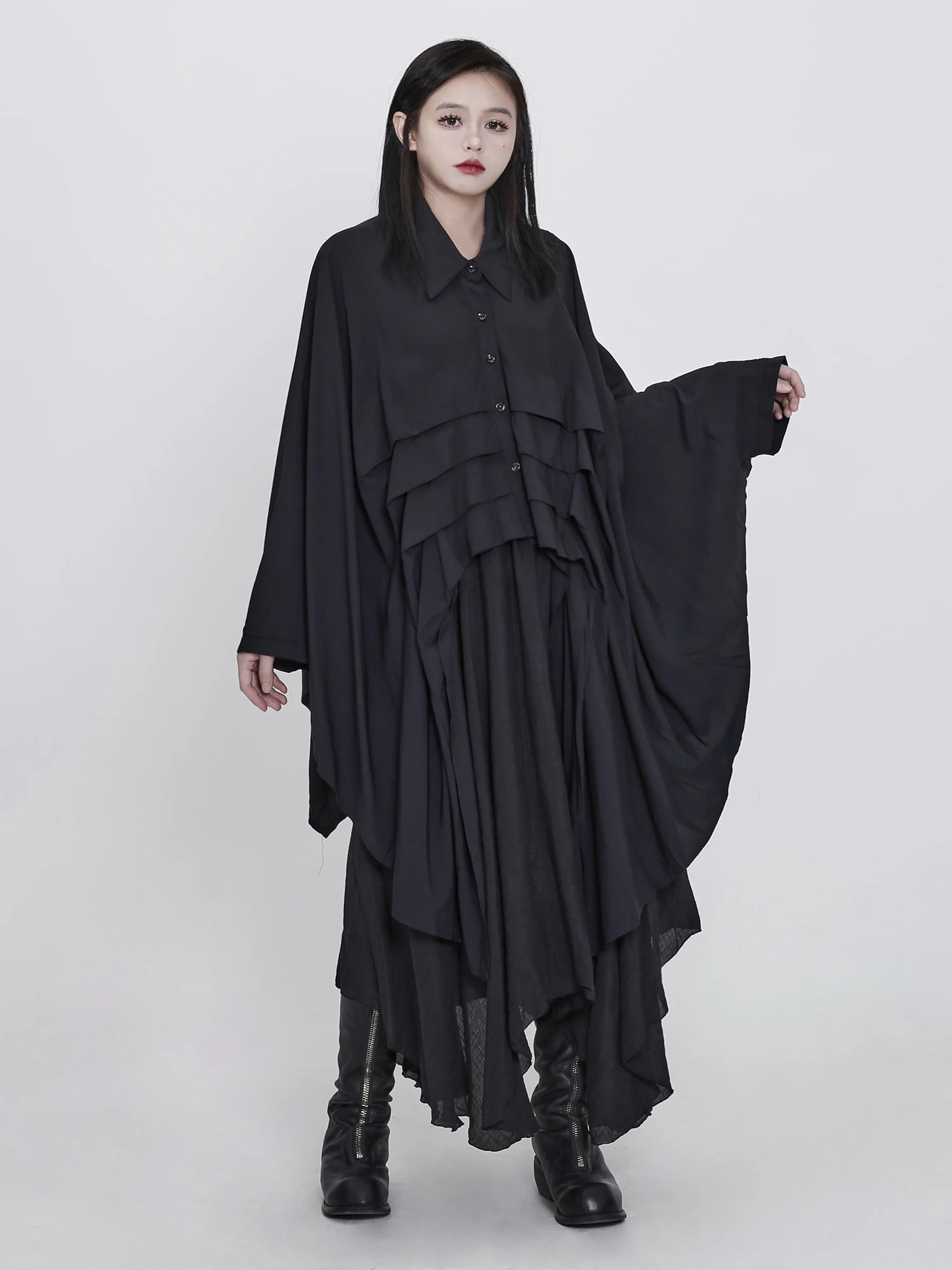 Yohji Yamamoto Style Loose Batwing Sleeve Shirt Asymmetric Design Dark Series Autumn Collection Versatile Casual Long Shirt
Yohji Yamamoto Style Loose Batwing Sleeve Shirt Asymmetric Design Dark Series Autumn Collection Versatile Casual Long Shirt