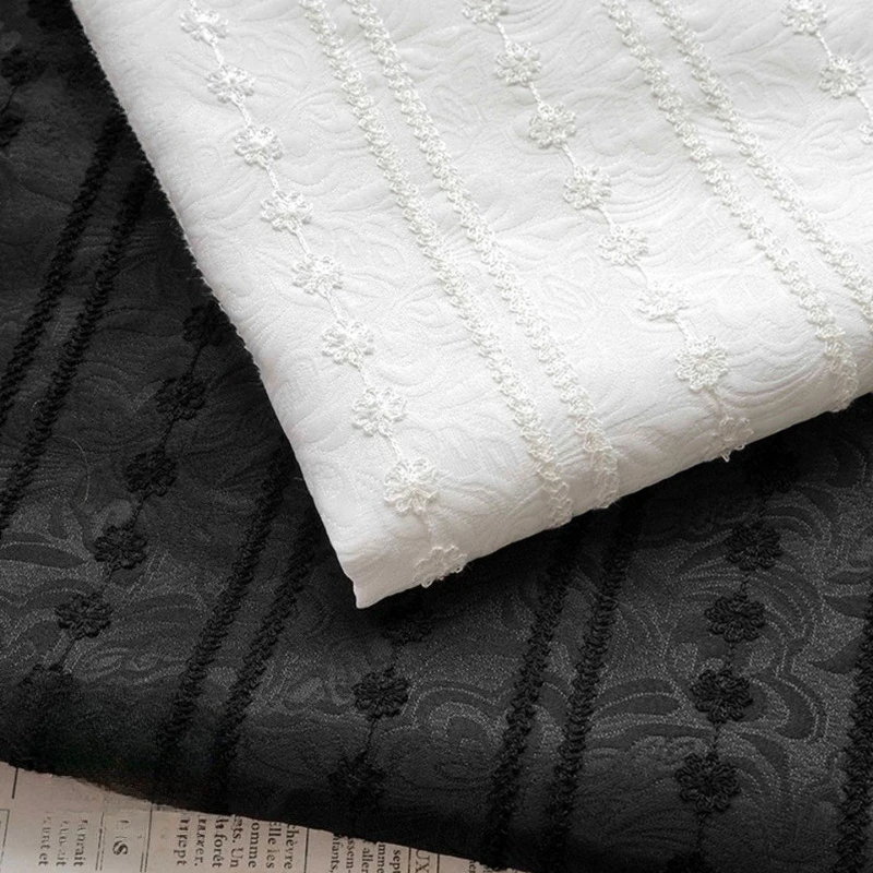 Solid Color Embroidery Plum Blossom Jacquard Fabric Retro Style Elegant Qipao Horse Face Skirt Jacket Color Woven Pillow Fabric
Solid Color Embroidery Plum Blossom Jacquard Fabric Retro Style Elegant Qipao Horse Face Skirt Jacket Color Woven Pillow Fabric